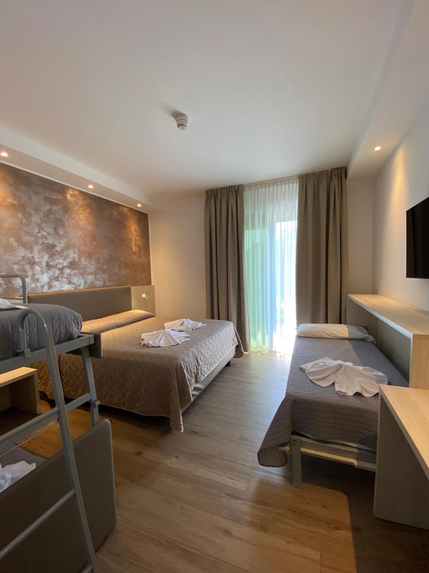 Hotel Aldebaran Lido di Jesolo Exterior photo